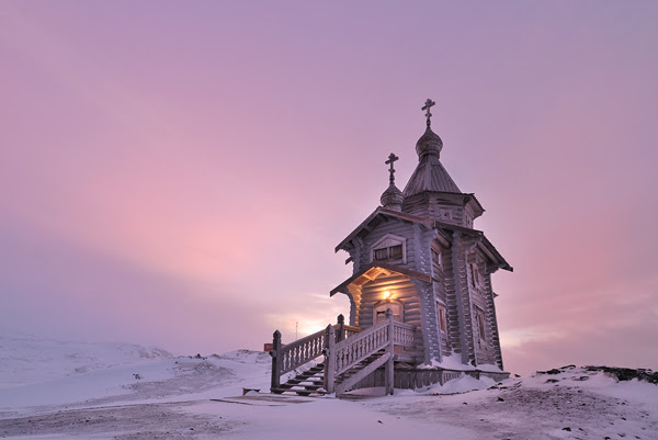 perierga.gr - Η πιο "μοναχική" ορθόδοξη εκκλησία στον κόσμο!