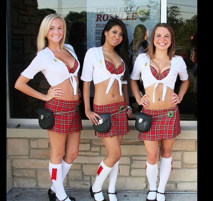 Hot Tilted Kilt Girls (40 pics) Hot Tilted Kilt Girls (40 pics)