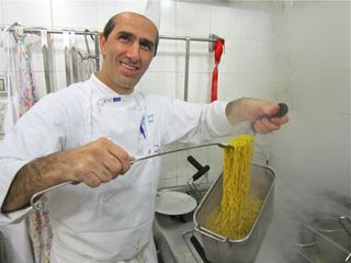 A – Rome – chef with tonnarrelli