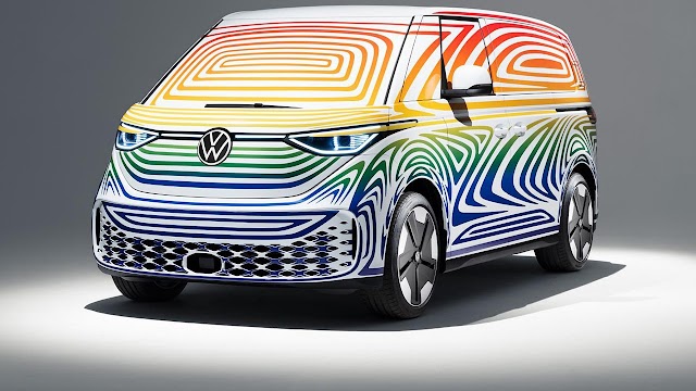 Electric VW Microbus reboot debuts with psychedelic style