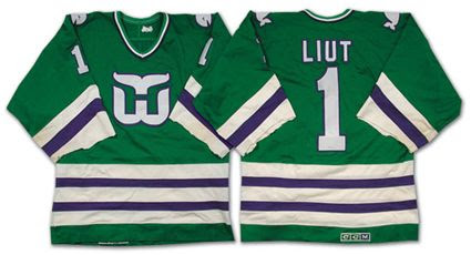Hartford Whalers 84-85 jersey