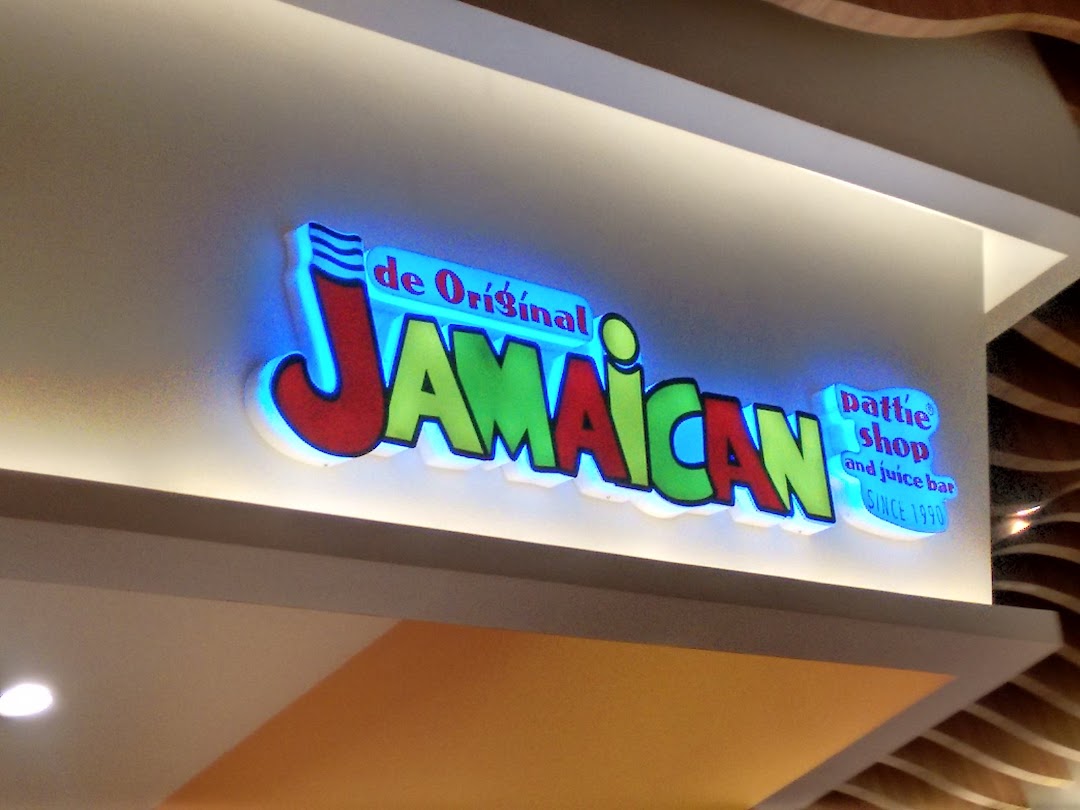 De Original Jamaican Pattie Shop