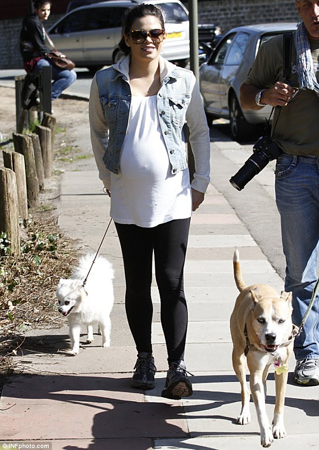 Bumping Along Nicely Pregnant Jenna Dewan Gets Some Gentle
