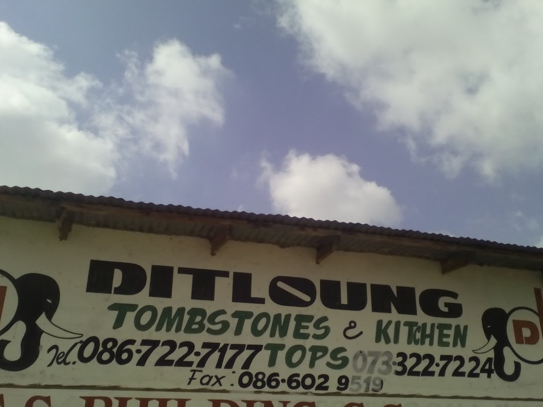 Ditloung Tombstones & Kitchen