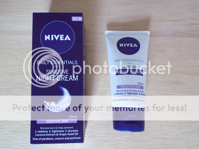 Nivea Daily Essentials Sensitive Night Cream