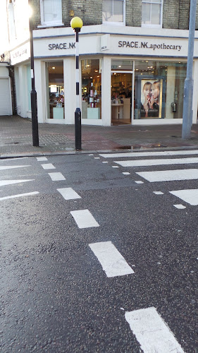 Space NK Northcote Road - London
