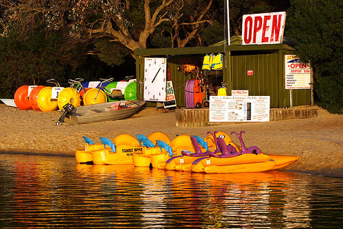 Lakes Entrance, Victoria, Australia, paddle boats IMG_3380_Lakes_Entrance