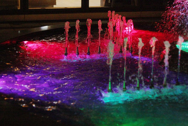 regence bldg. fountain at night