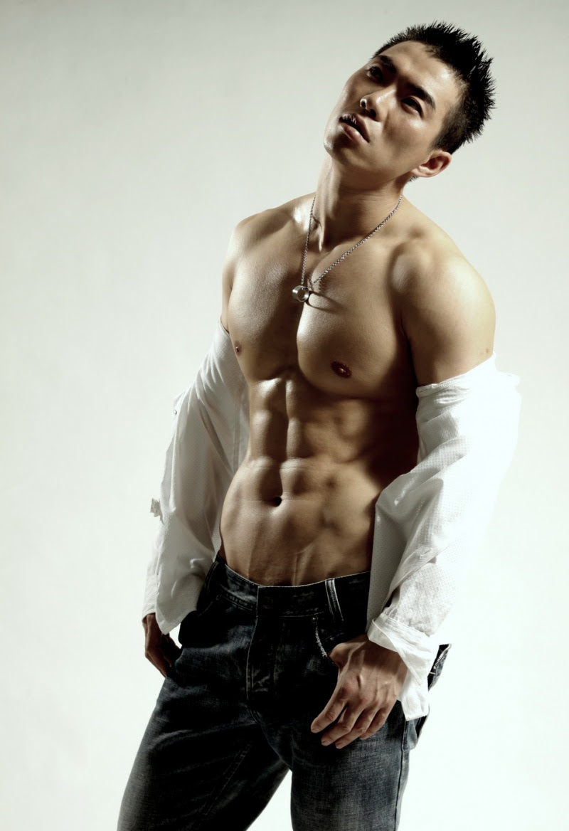 chinese-men-models-naked-hot-scenes-from-clockwork-or
