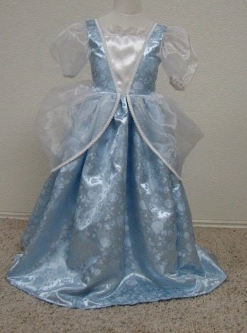 Enchanted Kingdom Creations: New Dresses!