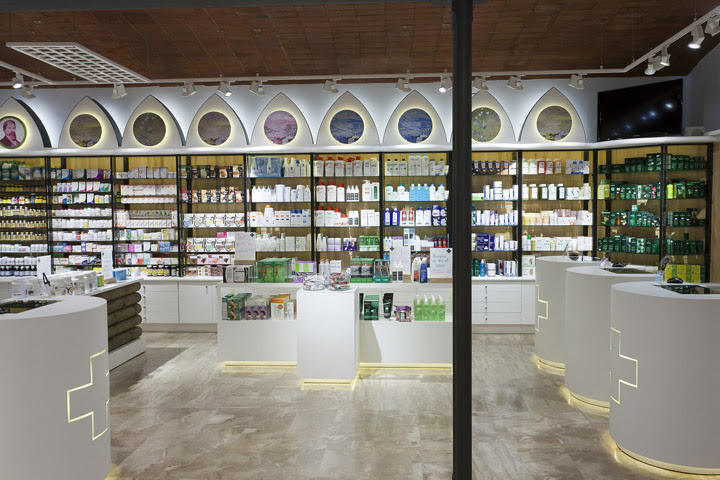 Farmacia Santa Maria by Marketing-Jazz, Sant Cugat del Vallés 