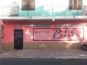 Academia Bia Peres