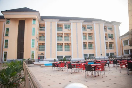 Hampton Towers and Spa, 147, Okpanam Road By Midwifery / Airport Road, Asaba, Nigeria, Cafe, state Delta