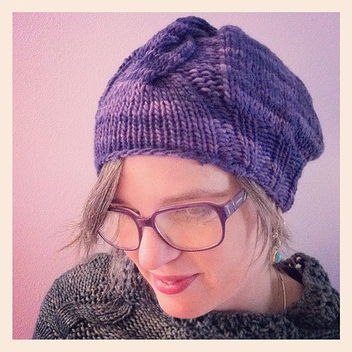 Ready for a cold day with a Sfumature hat:) Pronta per una fredda giornata con un cappello Sumature:)