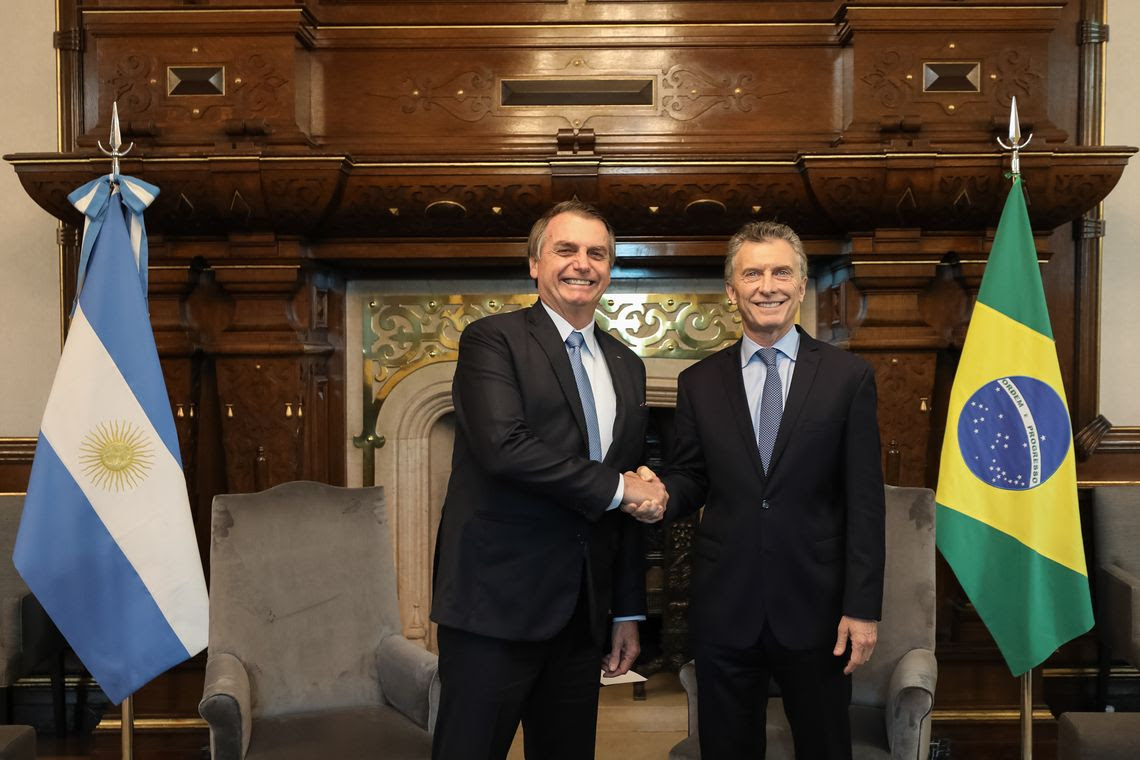 O presidente Jair Bolsonaro e o presidente da Argentina, Mauricio Macri, durante encontro.