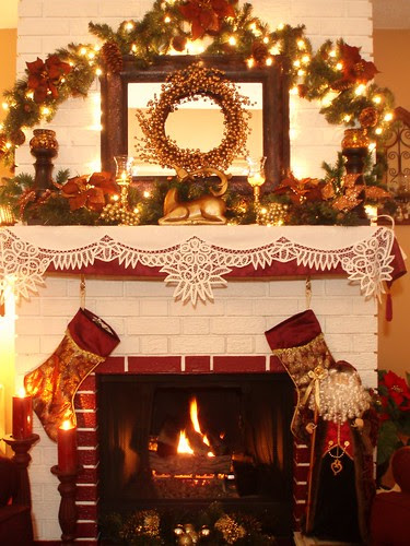 Dining Delight: Christmas Decor - Living Room