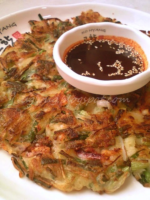 Pa Jeon (Seafood Pancake)