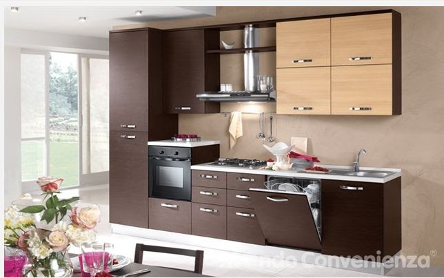 Cucine Su Misura Mondo Convenienza.Casa Moderna Roma Italy Cucina Su Misura Mondo Convenienza