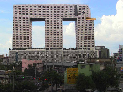 strange-skyscrapers-elephant-building