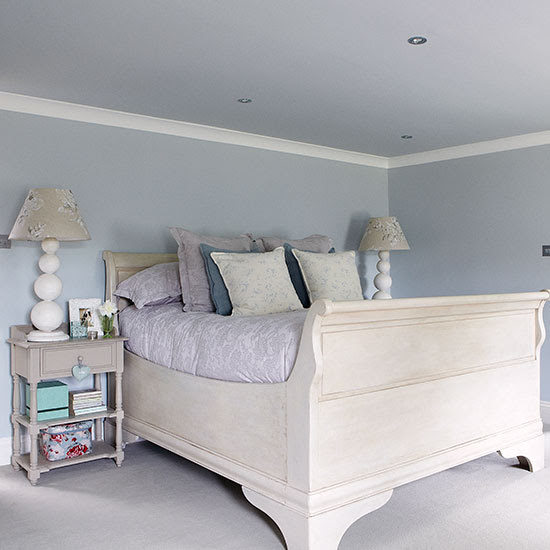 Main bedroom | Herfordshire barn conversion | House tour | PHOTO GALLERY | Country Homes & Interiors | Housetohome.co.uk