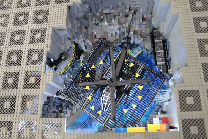 Carlyle Livingstone II dan Wayne Hussey merupakan dua laki-laki telaten yang kreatif Keren, Lego yang Disusun Menjadi Markas Batman!   