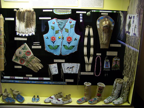 100_3712_Indian_Beadwork_In_Museum