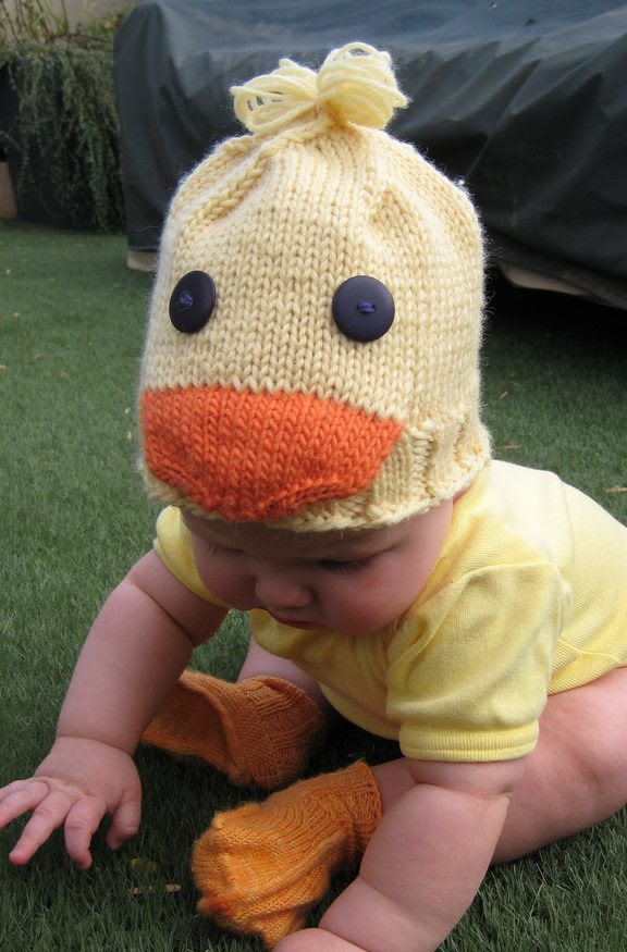 Free knitting pattern for Duckling Baby Hat