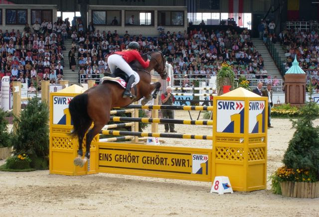 FEI European jumping championship in Mannheim(&copy 2007 by Jolle)