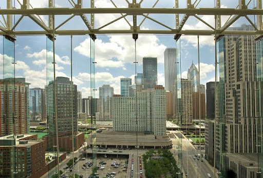 Hotel «Embassy Suites Chicago Downtown Magnificent Mile», reviews and photos, 511 N Columbus Dr, Chicago, IL 60611, USA