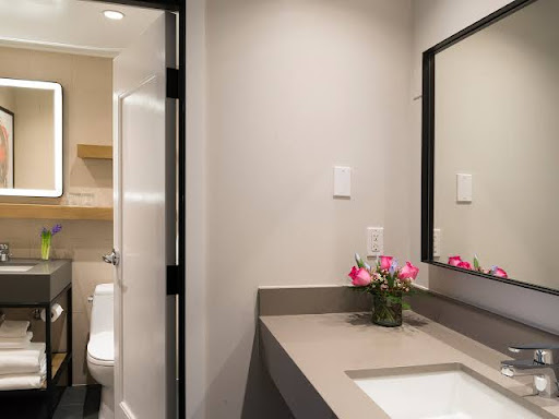 Hotel «The Heathman Hotel», reviews and photos, 1001 SW Broadway, Portland, OR 97205, USA