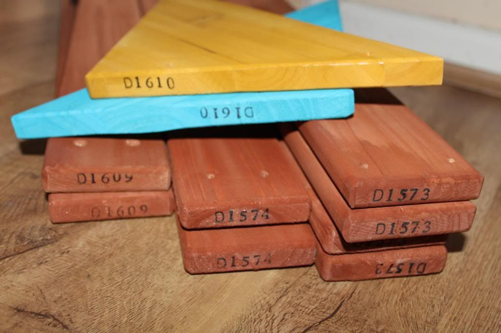 wood for sandpit