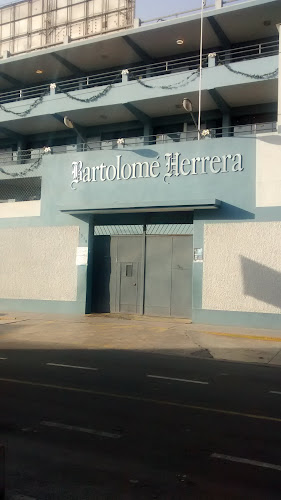 Colegio Bartolomé Herrera - Los Olivos