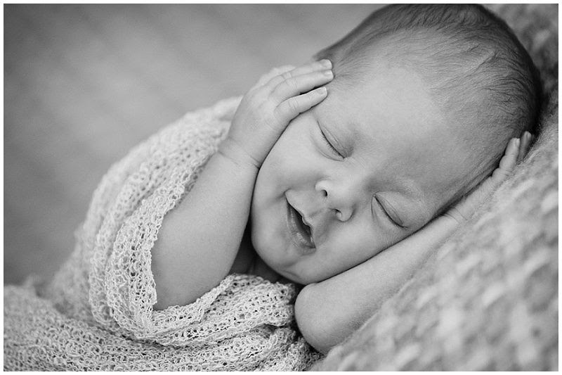  photo hertfordshire baby portraits.jpg