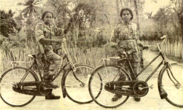 FemaleLTTE1980s.jpg