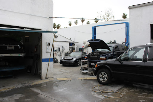 Auto Body Shop «A Plus Auto Center Inc.», reviews and photos, 7125 Remmet Ave, Canoga Park, CA 91303, USA