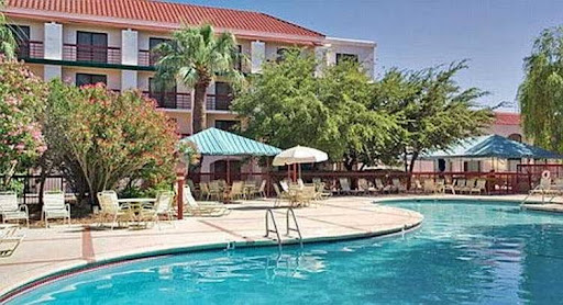 Hotel «Wyndham El Paso Airport Hotel and Water Park», reviews and photos, 2027 Airway Blvd, El Paso, TX 79925, USA