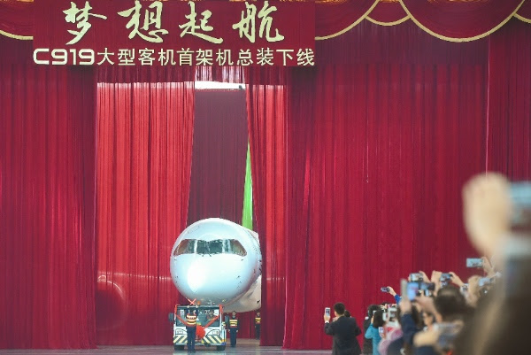 China's first homemade large passenger aircraft, at a plant of Commercial Aircraft Corporation of China, Ltd. (COMAC), in Shanghai, east China on 2 November 2015 [Xinhua]