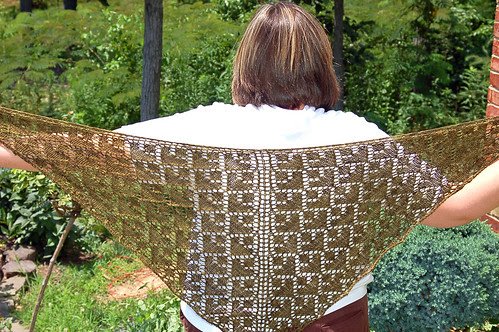 Adamas Shawl