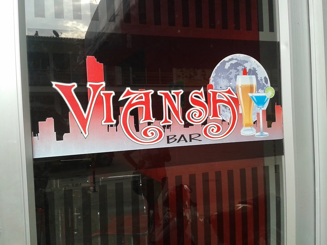 Viansa Bar