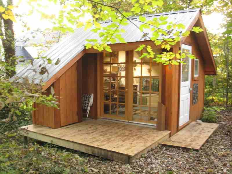 Cheap alternatives to building a shed