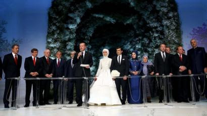 Recep Tayyip Erdogan (with microphone) speaks during his daughter Sumeyye Erdogan's wedding ceremony to Selcuk Bayraktar (14 May 2016)
