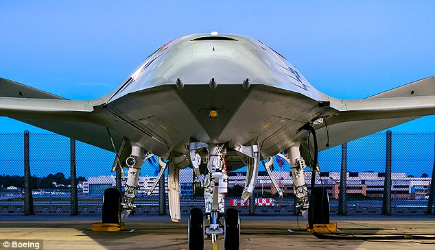 Boeing’s MQ-25 unmanned aircraft system is completing engine runs before heading to the flight ramp for deck handling demonstrations next year. The aircraft is designed to provide the U.S. Navy with refueling capabilities for the F/A-18 Super Hornet, Boeing EA-18G Growler, and Lockheed Martin F-35C fighters