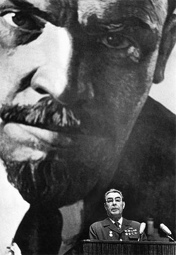 Lenin and Brezhnew