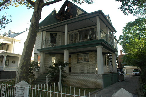 251 East 19th Street