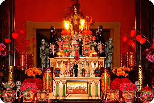 DÃa de los Muertos Altar 2010