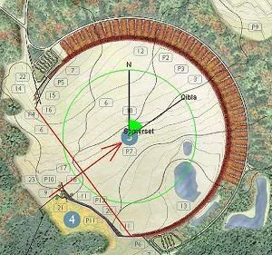 Crescent bisector points to Mecca