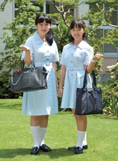 学院 頌栄 女子