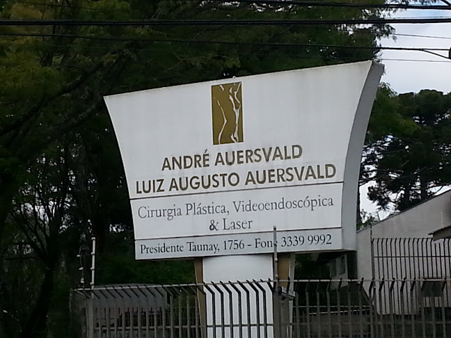 Clínica Doutor André Auersvald de Cirurgia Plástica e Laser