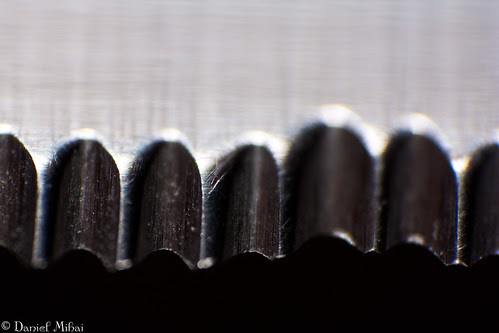 Knife (macro)