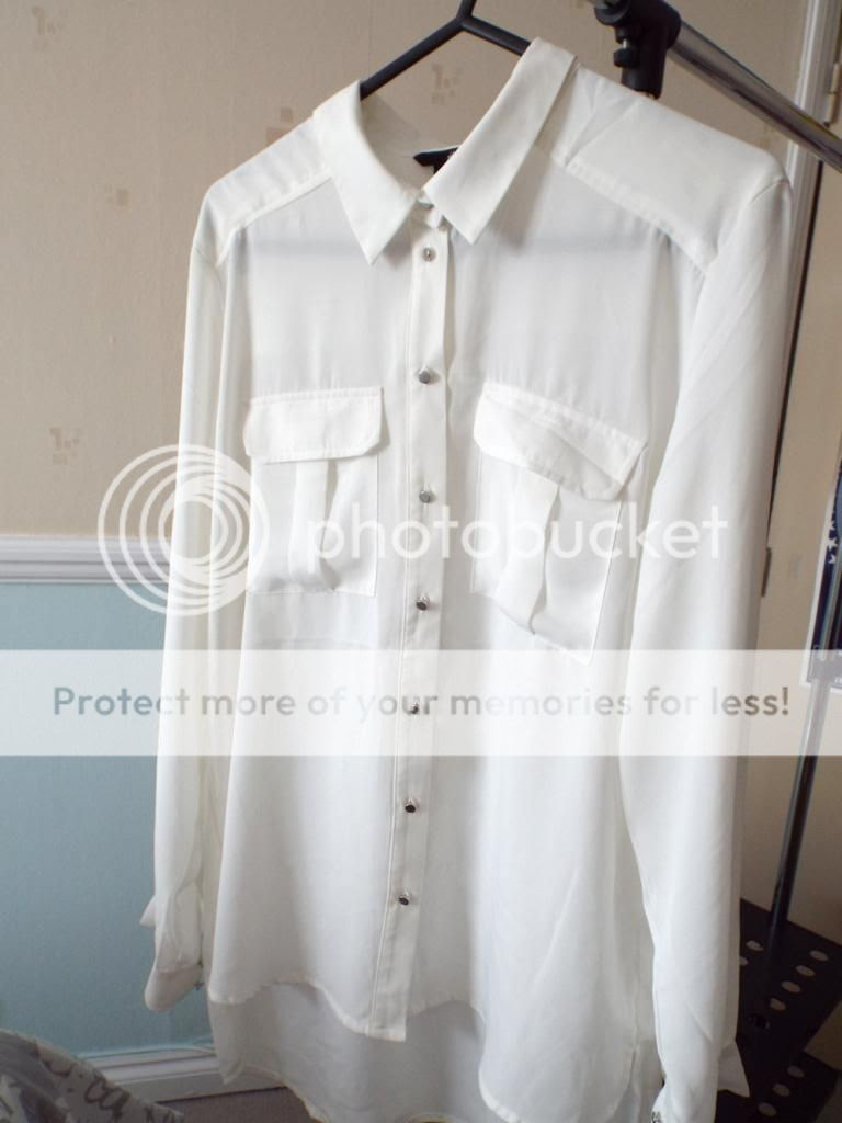 h&m white shirt